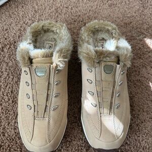 Skechers Tan Slip-On Flats with Plush Lining NWOT